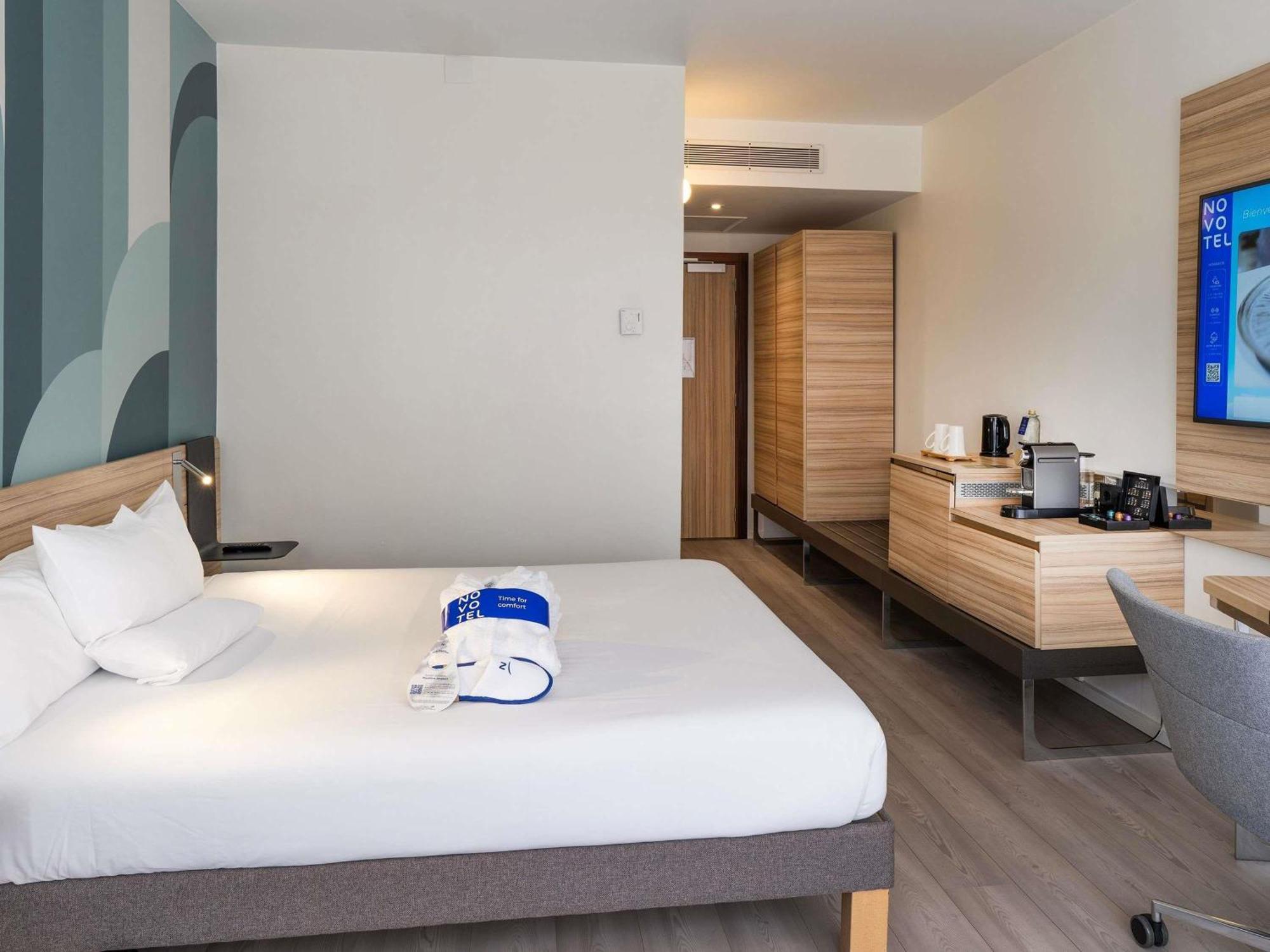 Habitación Superior con cama grande - Edificio Plaza